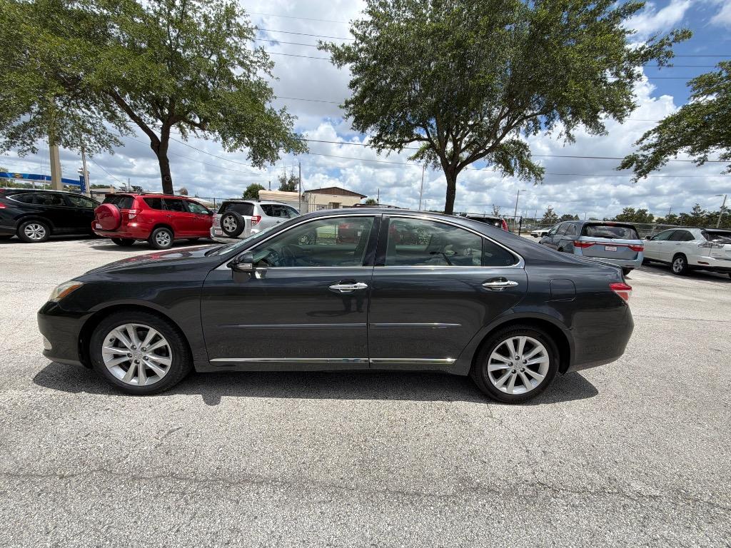 2011 Lexus ES 350 350's photo