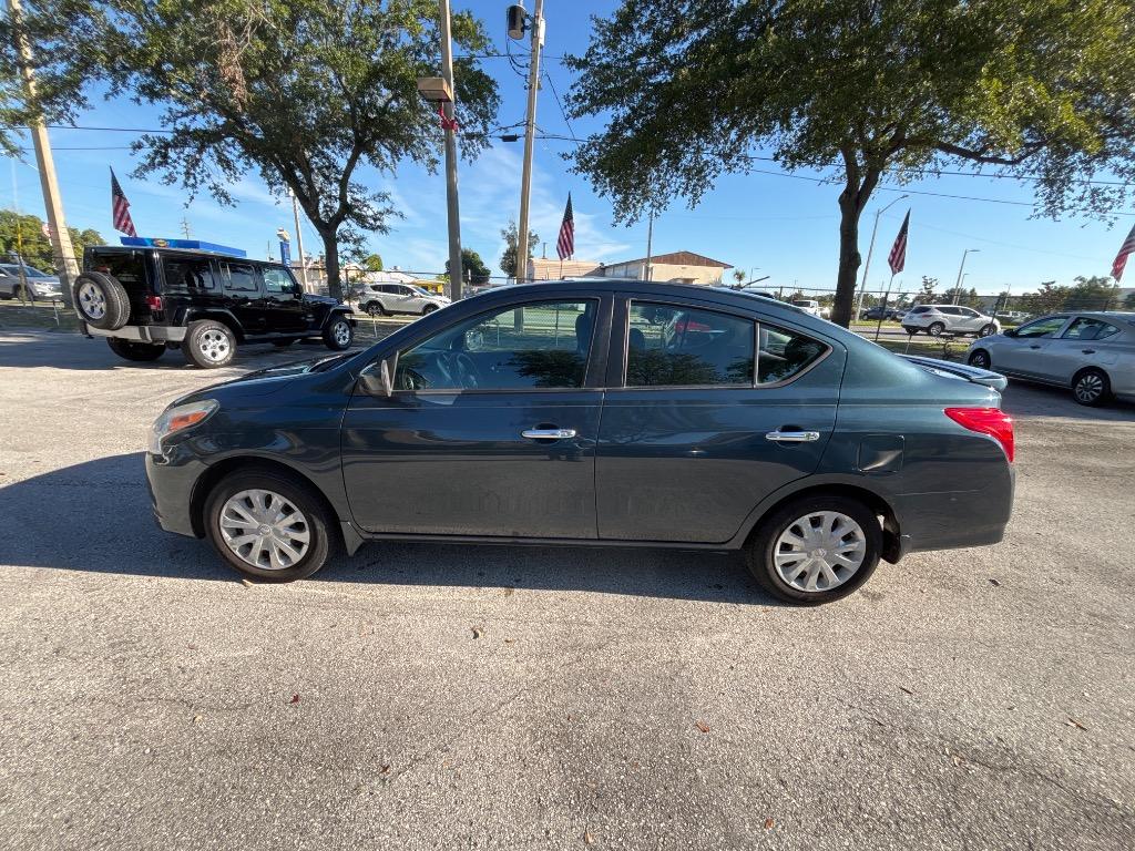 2015 Nissan Versa Sedan