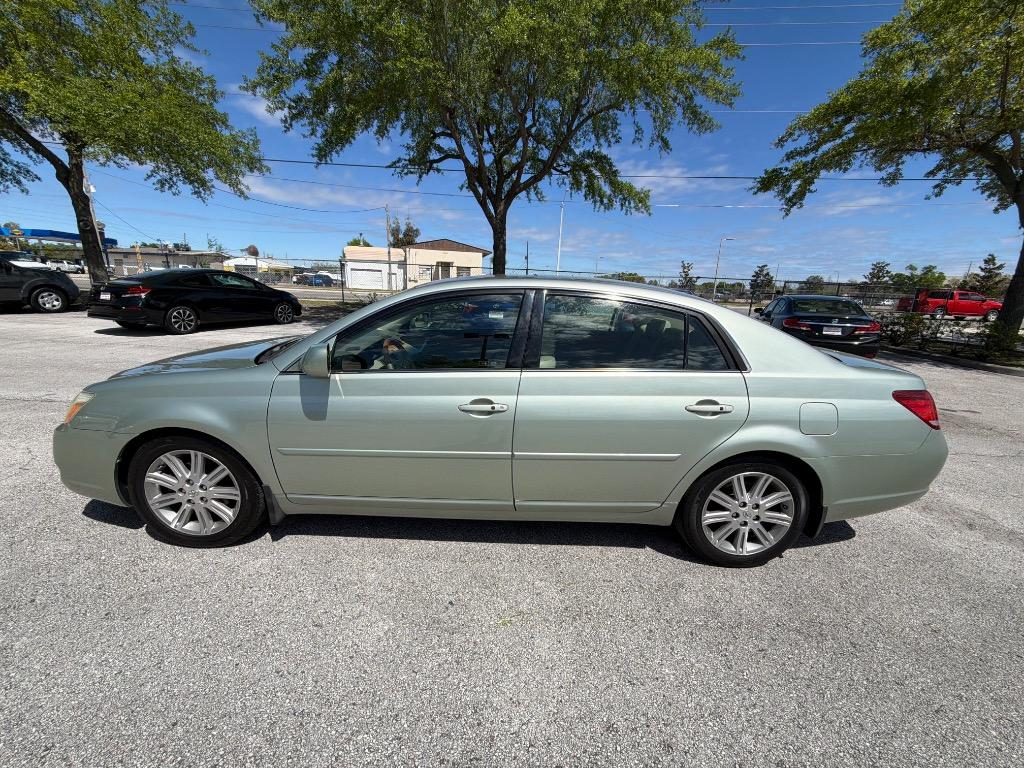 2007 Toyota Avalon XL