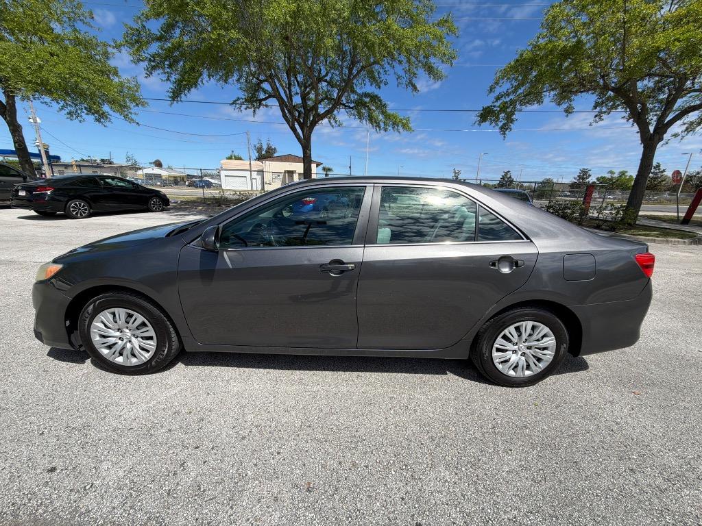 2013 Toyota Camry LE