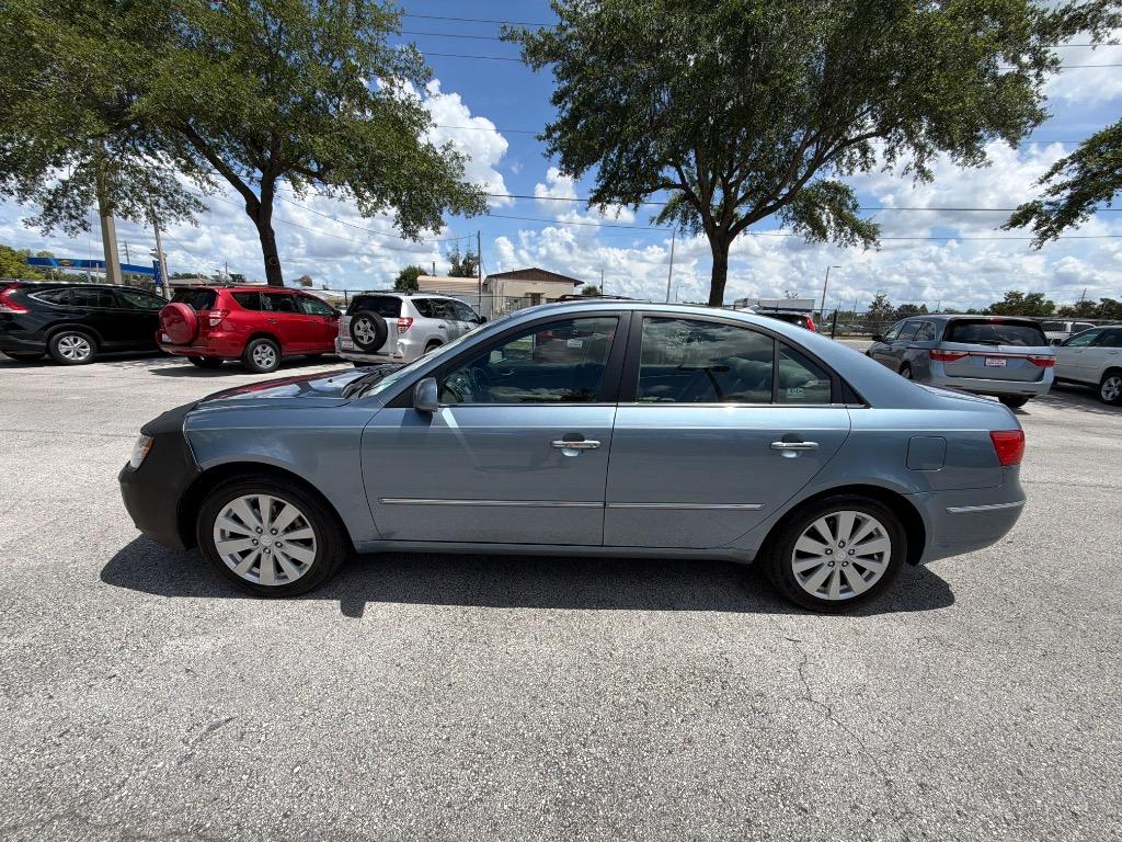 2009 Hyundai Sonata Limited V6 A/T's photo