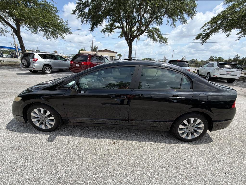 2010 Honda Civic's photo