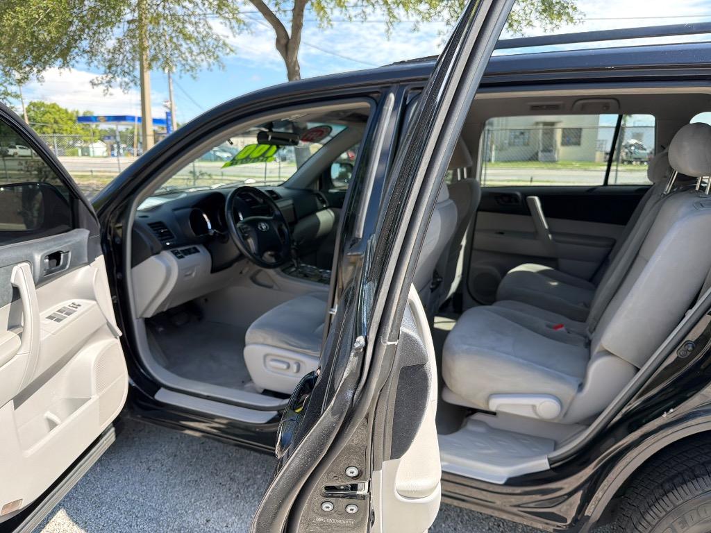 2010 Toyota Highlander Base - Photo 7