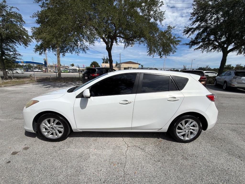 2013 Mazda MAZDA3 i Touring